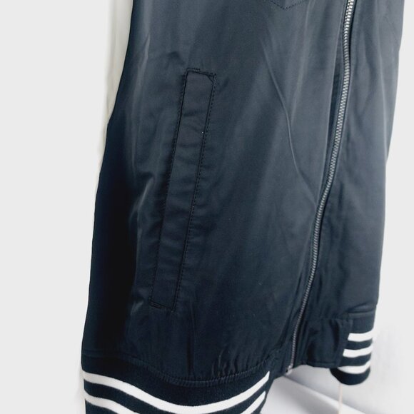 Levi's Men's Black White Colorblock Raglan Sleeve Varsity Jacket Size XL - Picture 8 of 14